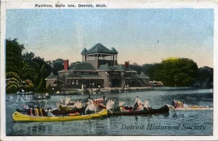 Postcard - Pavilion, Belle Isle, Detroit, Mich.