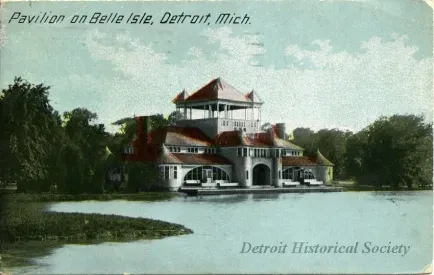 Postcard - Pavilion on Belle Isle, Detroit, Mich.