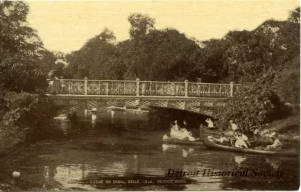 Postcard - Scene on Canal, Belle Isle, Detroit, Mich.