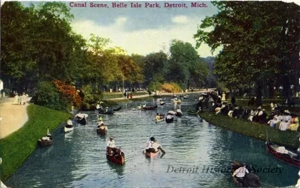 Postcard - Canal Scene, Belle Isle Park, Detroit, Mich.