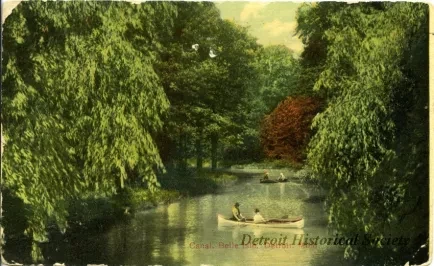 Postcard - Canal, Belle Isle, Detroit, Mich.