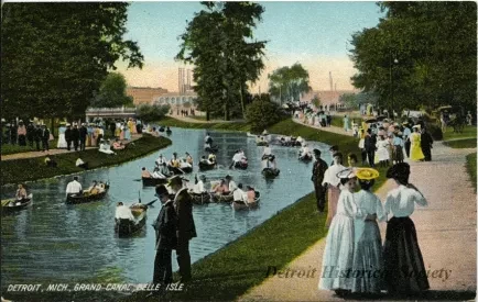 Postcard - Detroit, Mich., Grand Canal, Belle Isle.