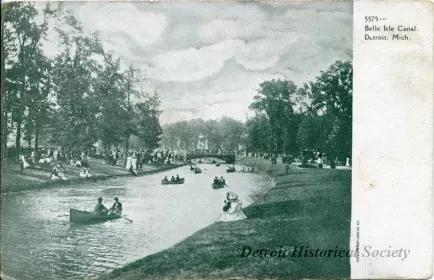 Postcard - Belle Isle Canal, Detroit, Mich.