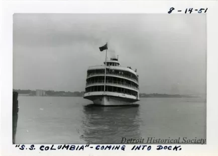 Print, Photographic - "S.S. Columbia" Coming Into Dock