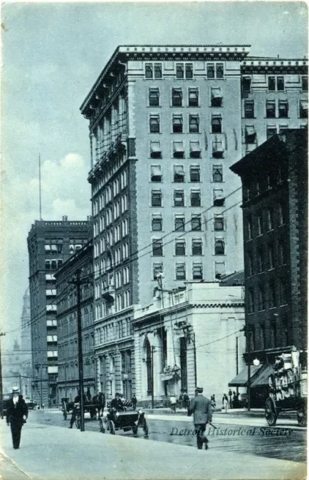 Postcard - Detroit, Mich., Penobscot and State Savings Bldgs.