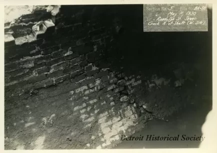 Image, Digital - Randolph St. Sewer - Crack N. of Shaft (W. Side)