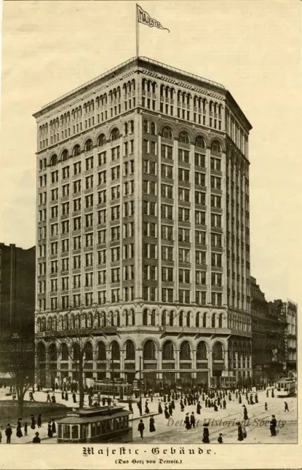 Newspaper - Majestic - Gebaude (Das herz von Detroit.)