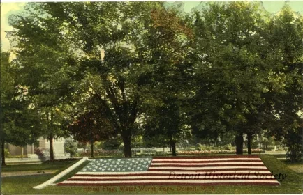 Postcard - Floral Flag, Water Works Park, Detroit, Mich.
