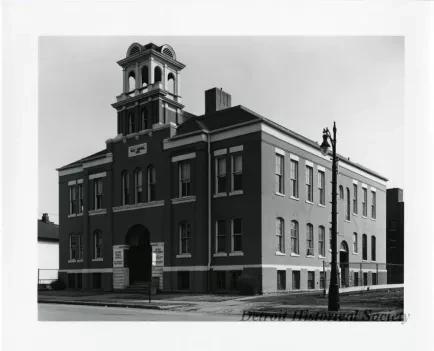 Print, Photographic - Clay School.  Myrtle St. Between Cass & Second, Det. MI.