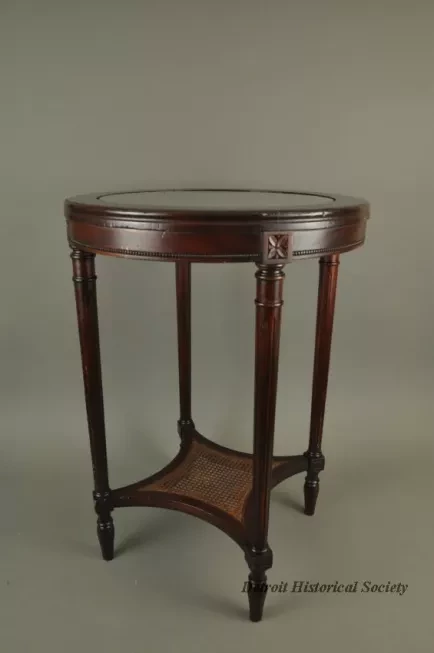 Table, Parlor