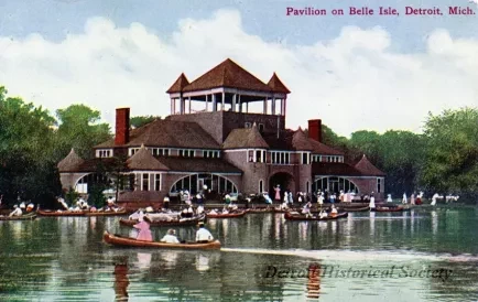 Postcard - Pavilion on Belle Isle, Detroit, Mich.