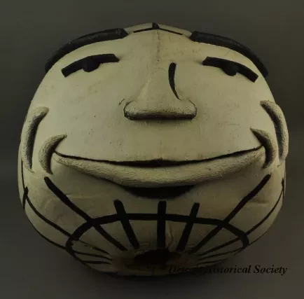 Costume, Performance