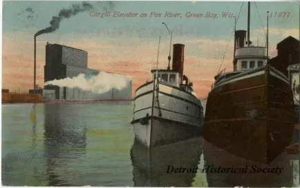 Postcard - Cargill Elevator on Fox River, Green Bay, Wis.