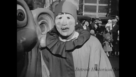 Film, Motion Picture - Hudsons Thanksgiving & M[], Washington, N.Y,. Boston, London[?], Pelee[?], Grd Bend.