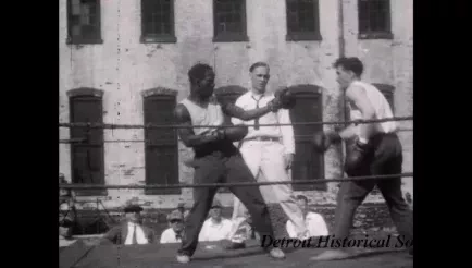 Film, Motion Picture - Fight, Bremen, UM Game, Casa Loma, Niagara Falls