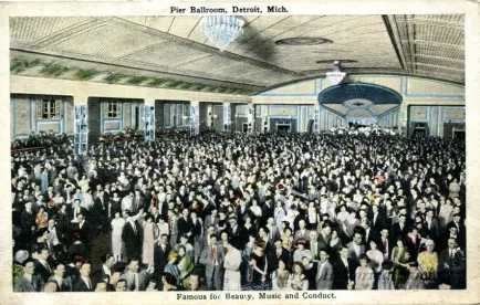 Postcard - Pier Ballroom, Detroit, Mich.
