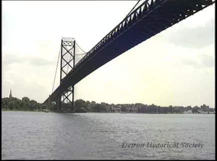 U-Matic - Fire Boat
City from River #3
8-14-90