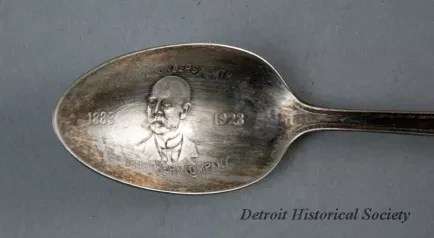 Spoon, Souvenir