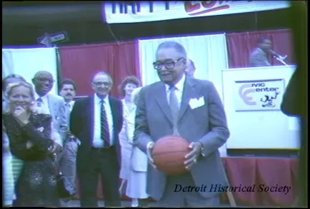 U-Matic - Cobo Hall Expansion, 08/19/1985
Cobo Hall's 25th Anniversary
Balloon Release
Mayor's Speech
McDonald's Sports Promotional Speech