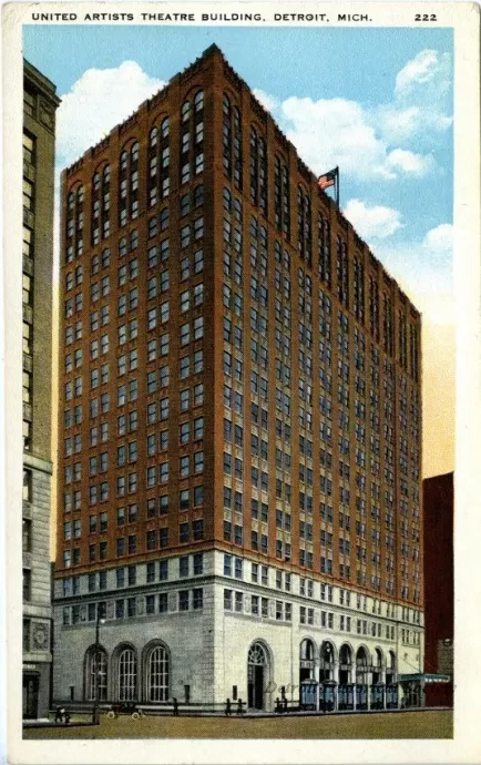 Postcard - United Artists Theatre Building, Detroit, Mich.