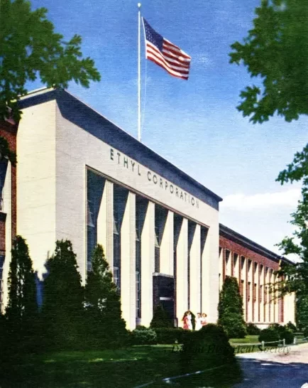 Print - Ethyl Corporation - Services to the Petroleum Industry