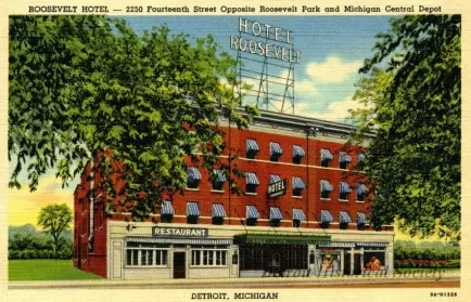 Postcard - Roosevelt Hotel - 2250 Fourteenth Street Opposite Roosevelt Park and Michigan Central Depot