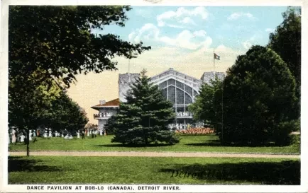 Postcard - Dance Pavilion at Bob-Lo (Canada), Detroit River