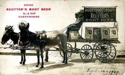 Postcard - Drink Reutter's Root Beer
5¢ A Nip Everywhere