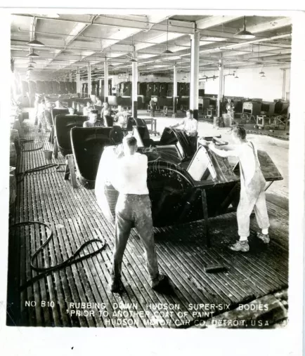 Stereograph - Rubbing Down Hudson Super-Six Bodies Prior to Another Coat of Paint, Hudson Motor Car Co, Detroit, USA