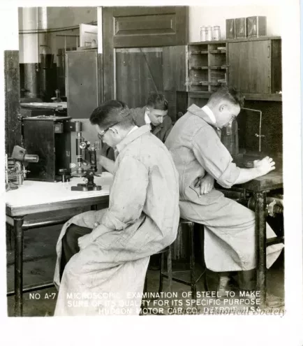 Stereograph - Microscopic Examination Of Steel To Make Sure Of Its Quality For Its Specific Purpose, Hudson Motor Car Co, Detroit