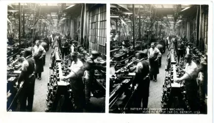 Stereograph - Battery Of Crank Shaft Machines In The Background, Hudson Motor Car Co, Detroit, USA