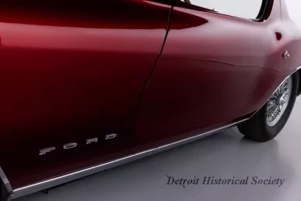 Automobile - 1963 Ford Cougar II prototype