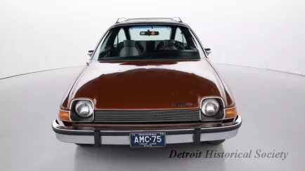 Automobile - 1975 American Motors 2-Door Pacer