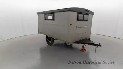 Trailer, Camping - 1929 Covered Wagon Trailer Co. camper