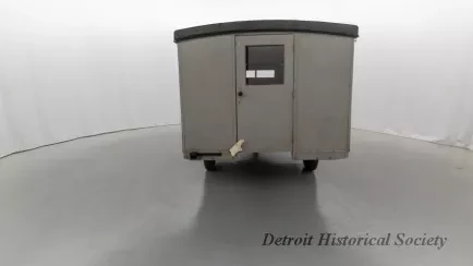 Trailer, Camping - 1929 Covered Wagon Trailer Co. camper