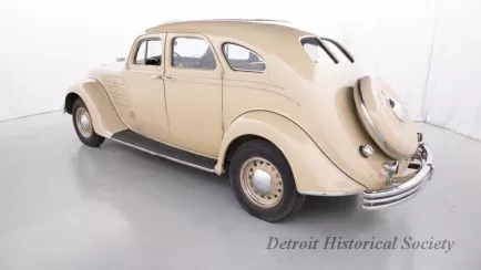 Automobile - 1934 Chrysler Airflow 4-Door Sedan