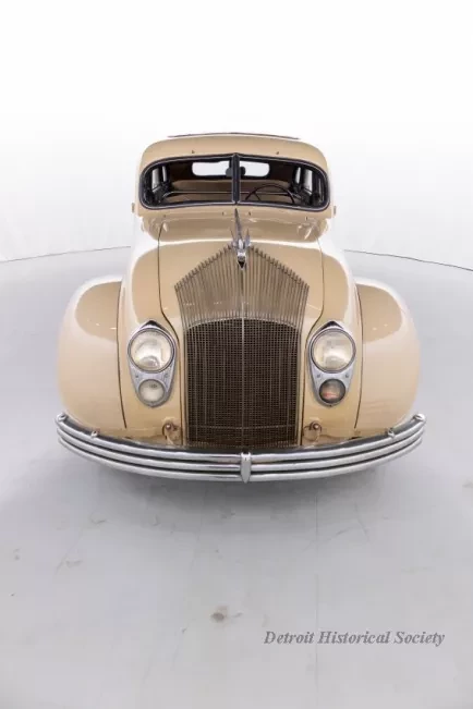 Automobile - 1934 Chrysler Airflow 4-Door Sedan