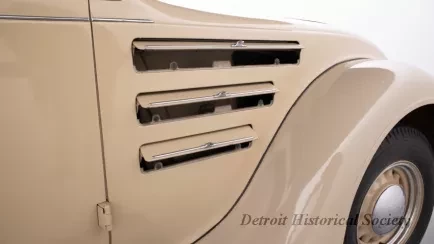 Automobile - 1934 Chrysler Airflow 4-Door Sedan