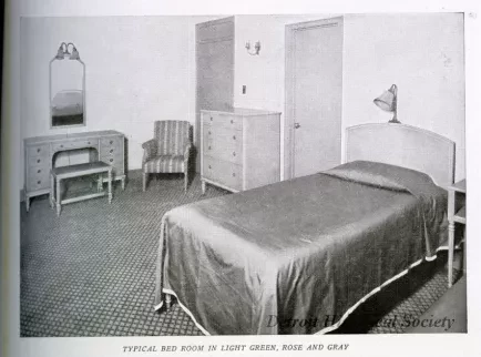 Booklet - The Book-Cadillac Hotel, Detroit, Michigan - Dhs_2000_005_004_29_detail_1_sf