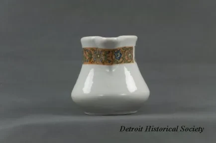 Pitcher, Cream - Dhs_2025_091_008_2_sf