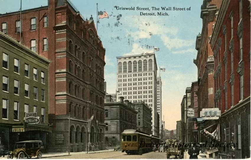 Postcard - Griswold Street, The Wall Street of Detroit, Mich.