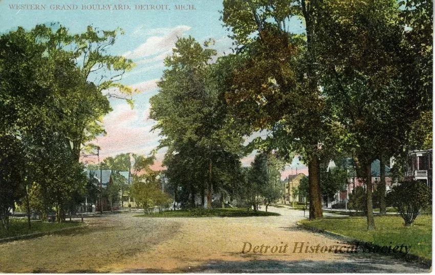 Postcard - Western Grand Boulevard, Detroit, Mich.