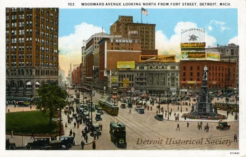 Postcard - Woodward Avenue Looking North From Fort Street, Detroit, Mich.