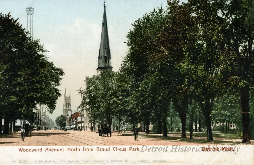 Postcard - Woodward Avenue; North from Grand Circus Park. Detroit, Mich.
