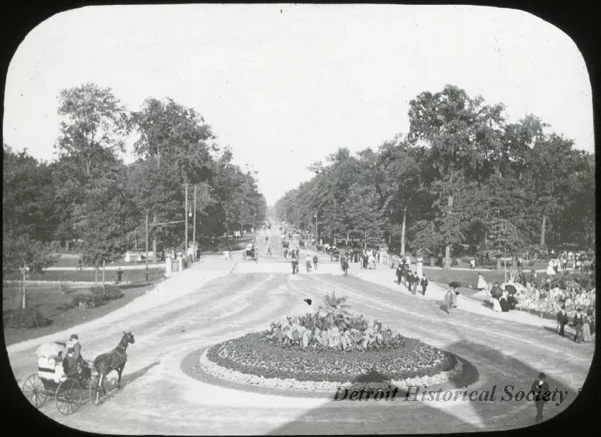 Transparency, Lantern-slide - Central Ave., Belle Isle