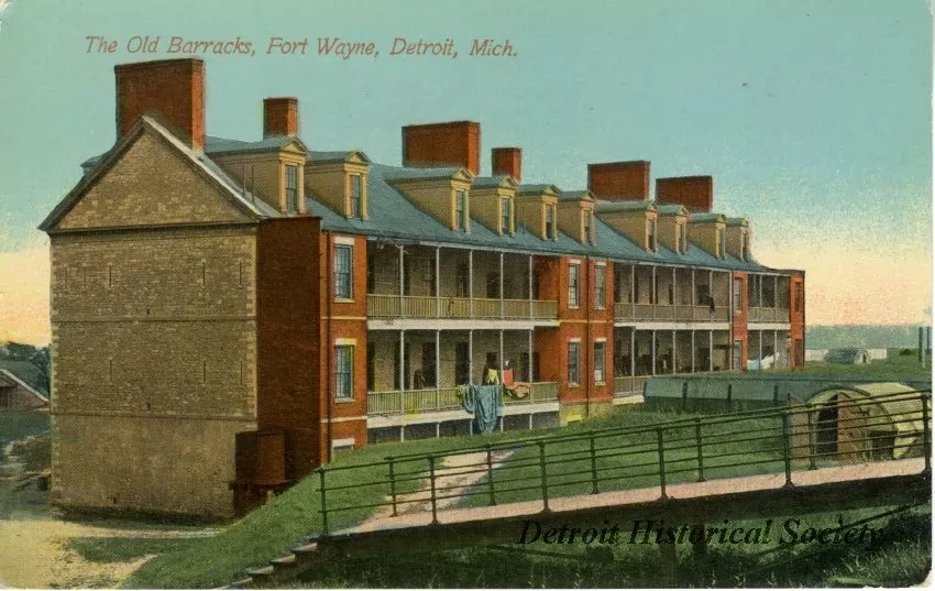 Postcard - The Old Barracks, Fort Wayne, Detroit, Mich.