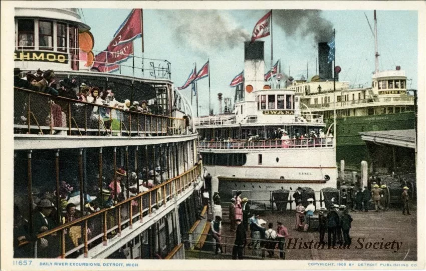 Postcard - Daily River Excursions, Detroit, Mich.