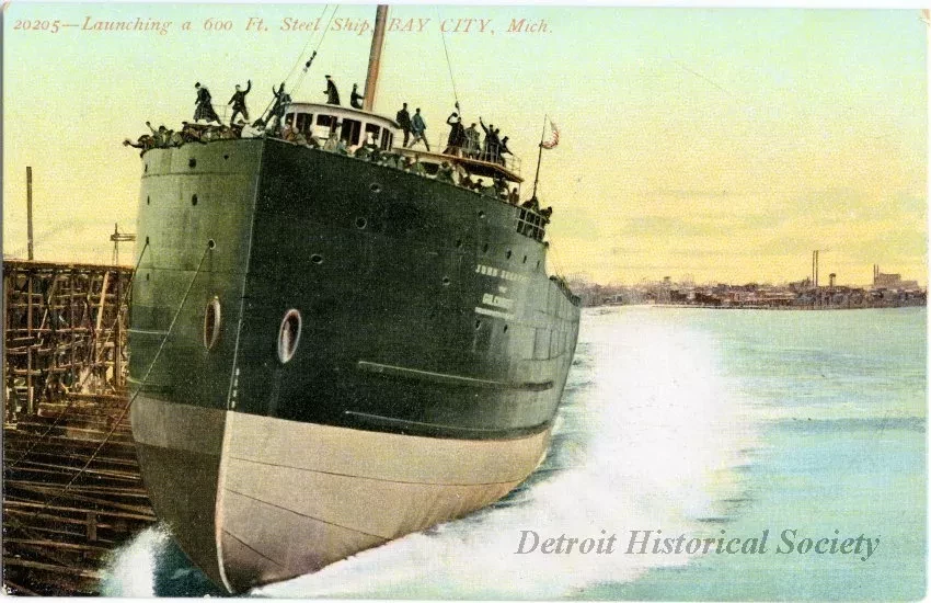 Postcard - Launching a 600 ft. Steel Ship, Bay City, Mich. - Launching a 600 ft. Steel Ship, Bay City