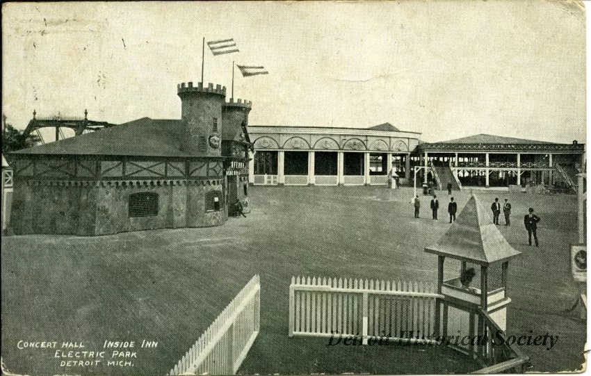 Postcard - Concert Hall, Inside Inn, Electric Park Detroit Mich.