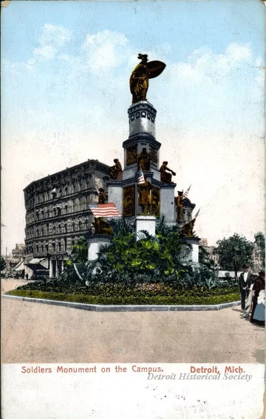 Postcard - Soldiers Monument on the Campus.  Detroit, Mich.
